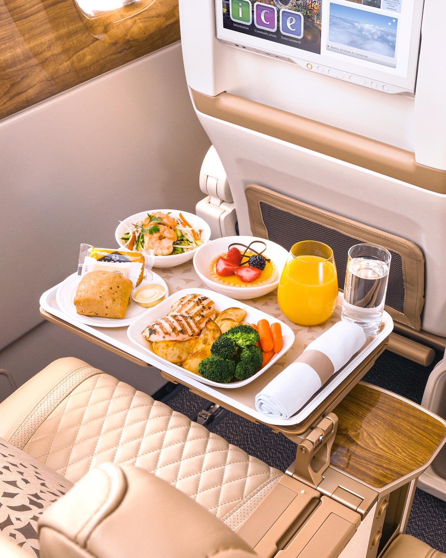 Emirates Has Just Launched FANCY Premium Economy Seats