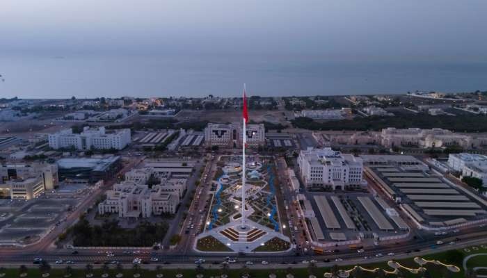 Khuwair Square project inaugurated in Muscat Ministries District with green spaces and cafe