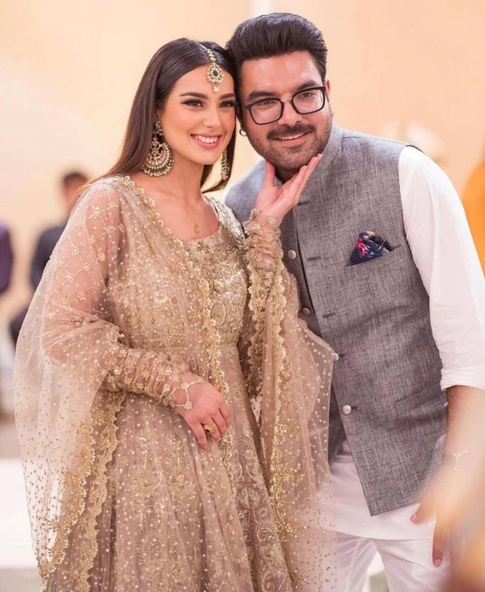 Iqra Aziz and Yasir Hussain 4