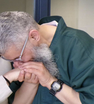 Hamdan Al-Turki Sends Emotional Voice Message to His Family Following Release from U.S. Prison