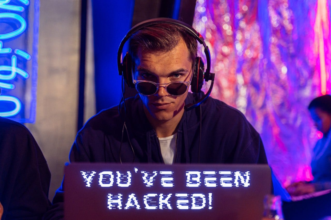 Why Everyone In Saudi Is Sharing That "Silent Hack" Video