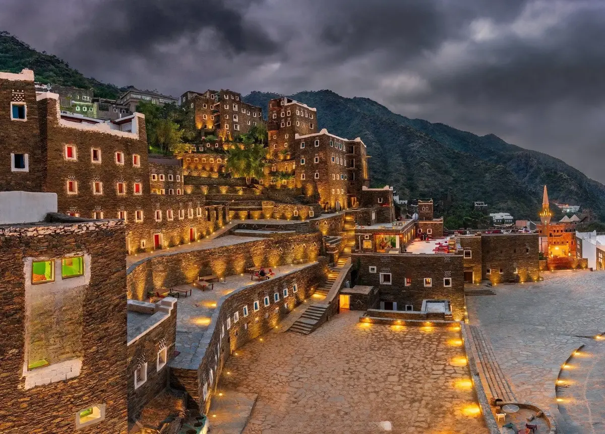 Avocados Are Now Growing Locally In Asir And The Results Are Surprising